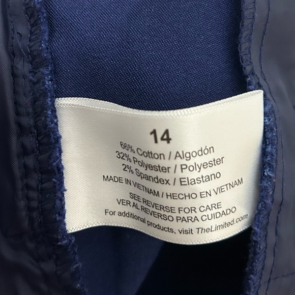 The Limited Short Blue Size 14 - Picture 4 of 10